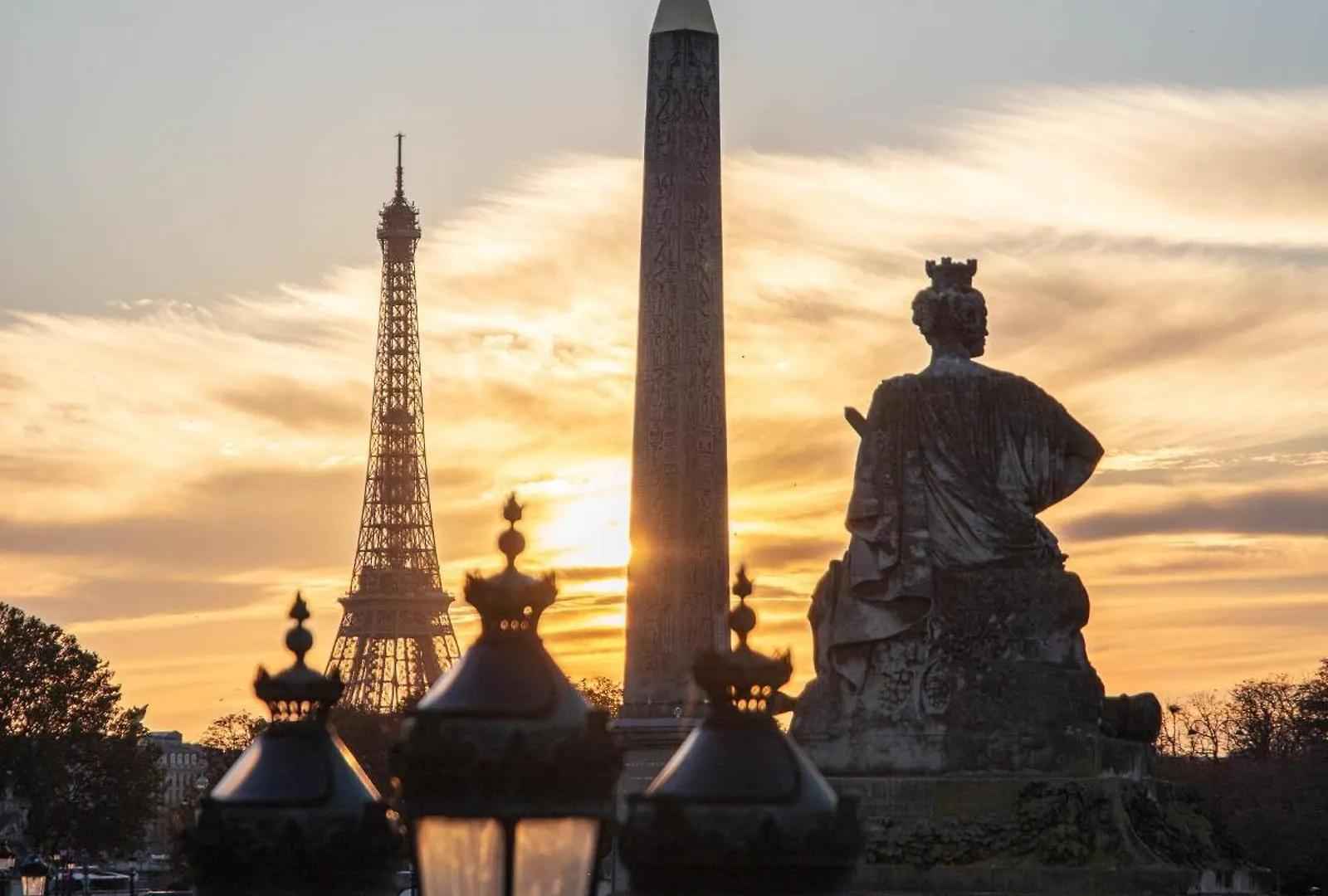 Отель Le Burgundy Париж 5*,  Франция