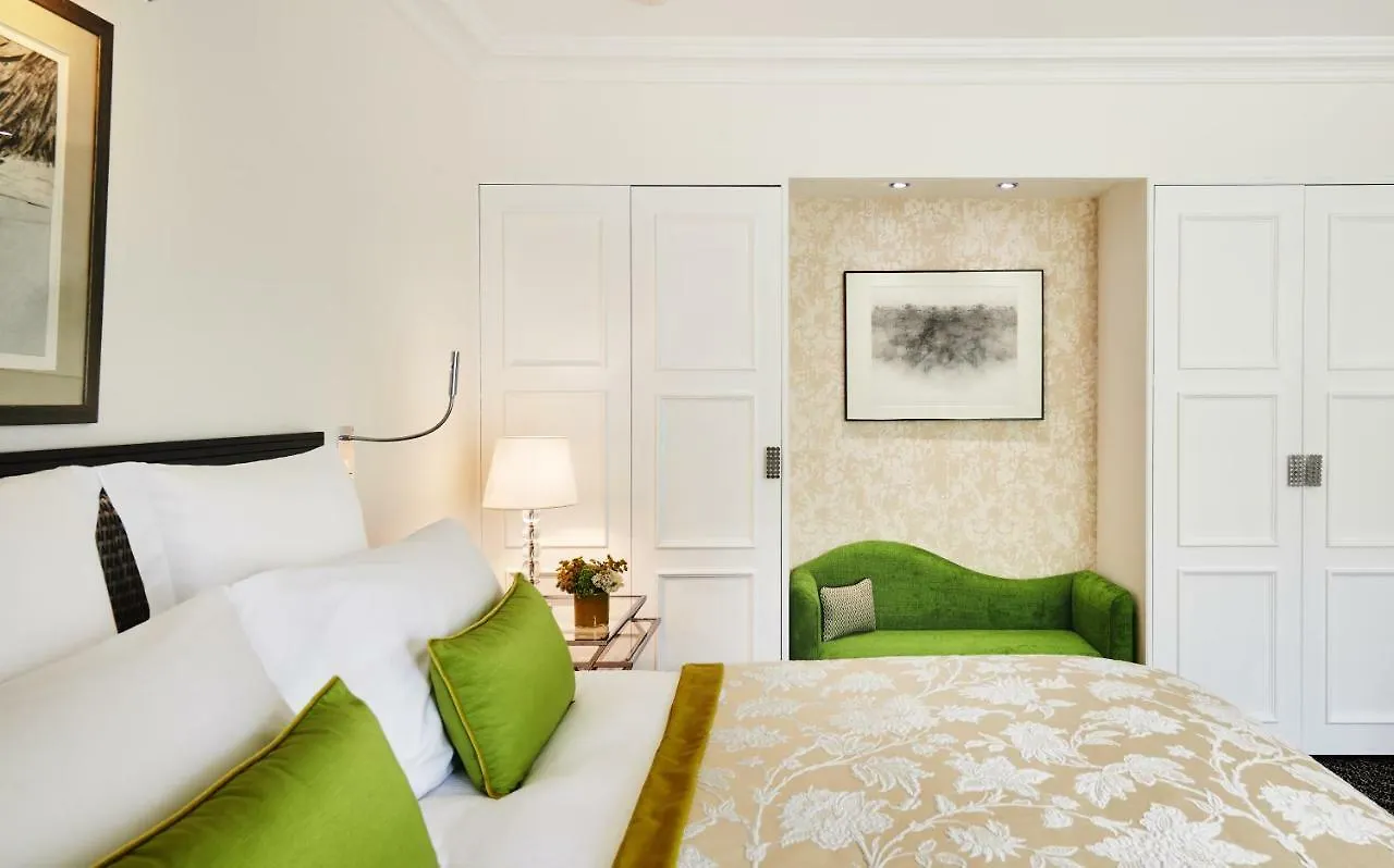*****  Le Burgundy Paris Hotel France